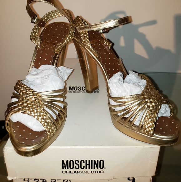 Moschino Shoes - MOSCHINO gold sandals